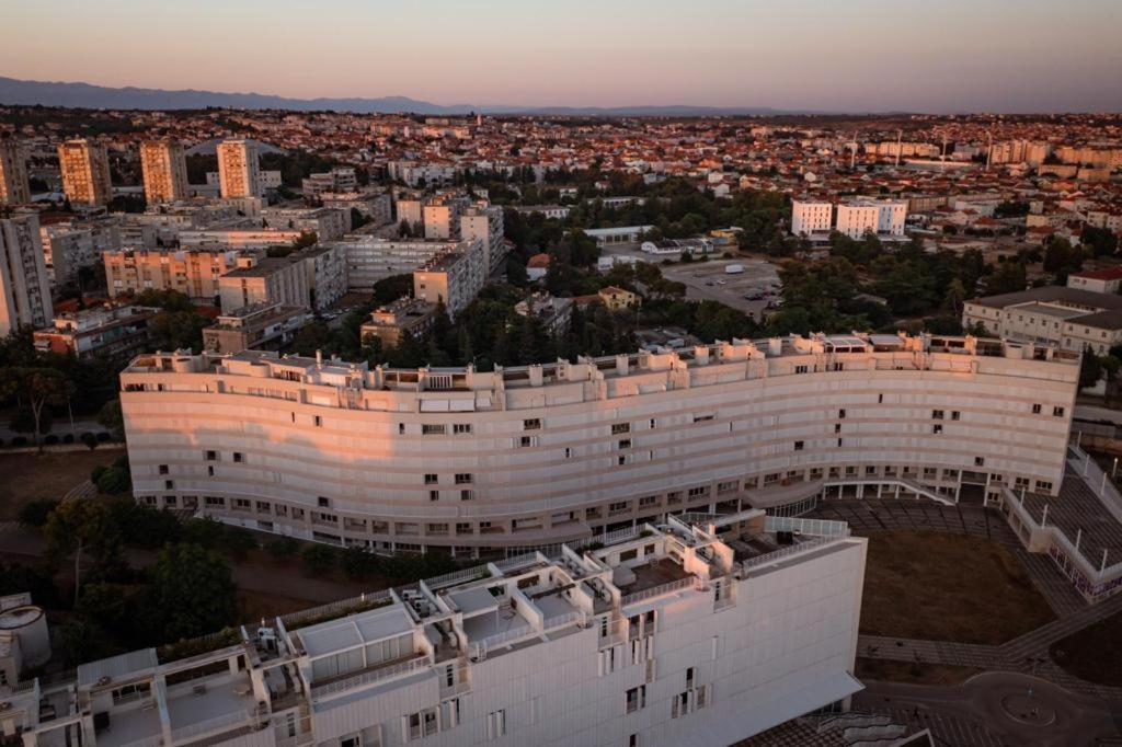 Apartment Cosmopolitan زادار المظهر الخارجي الصورة